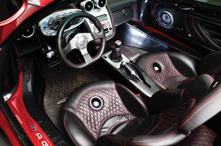  Pagani Zonda C12 7.3 S Roadster 2005 года  (фото 24 из 27)